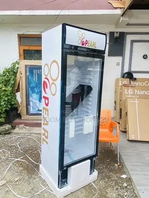 Durable and Affordable Pearl PVC 424-2b 1door Display Fridge