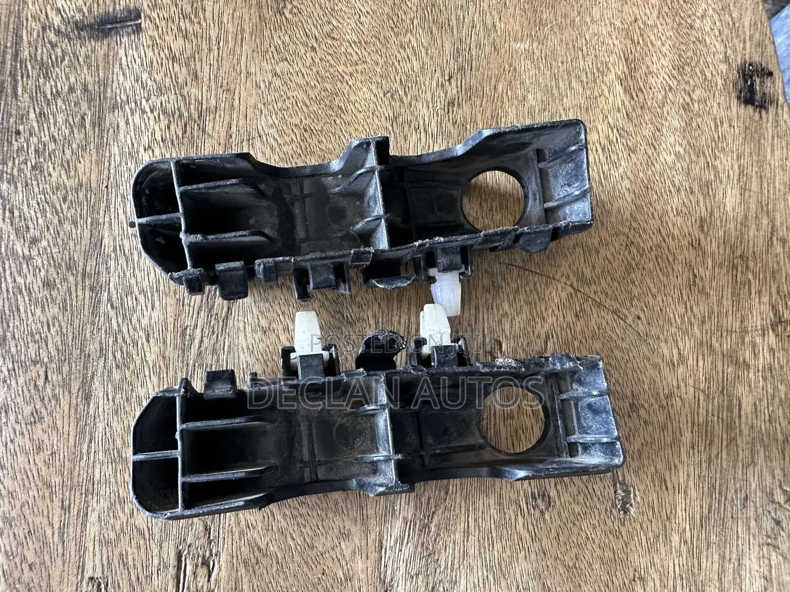 Front Bumper Side Bracket 2011-2017 Hyundai Veloster