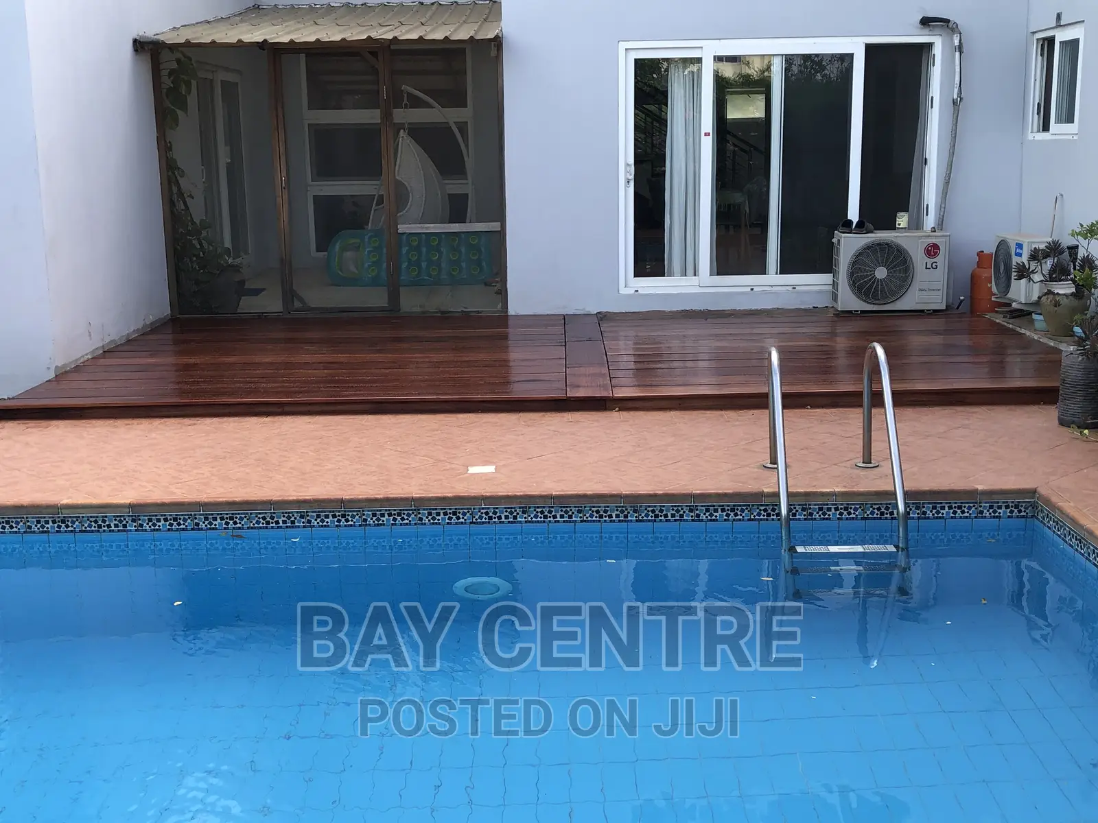 Modern Deck Platform