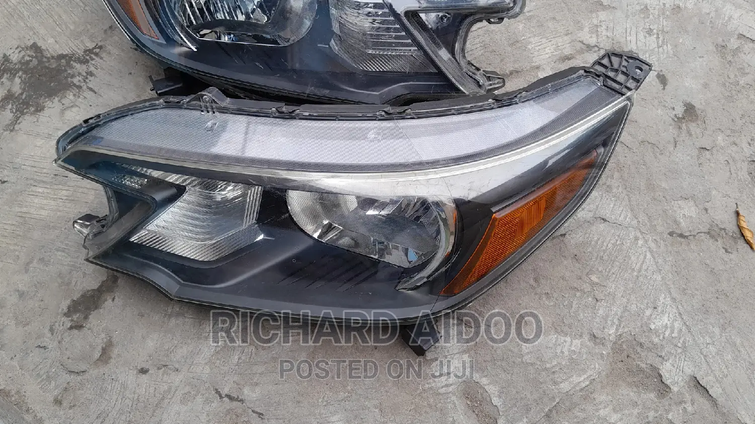 Honda CR-V 2014 Headlight Available