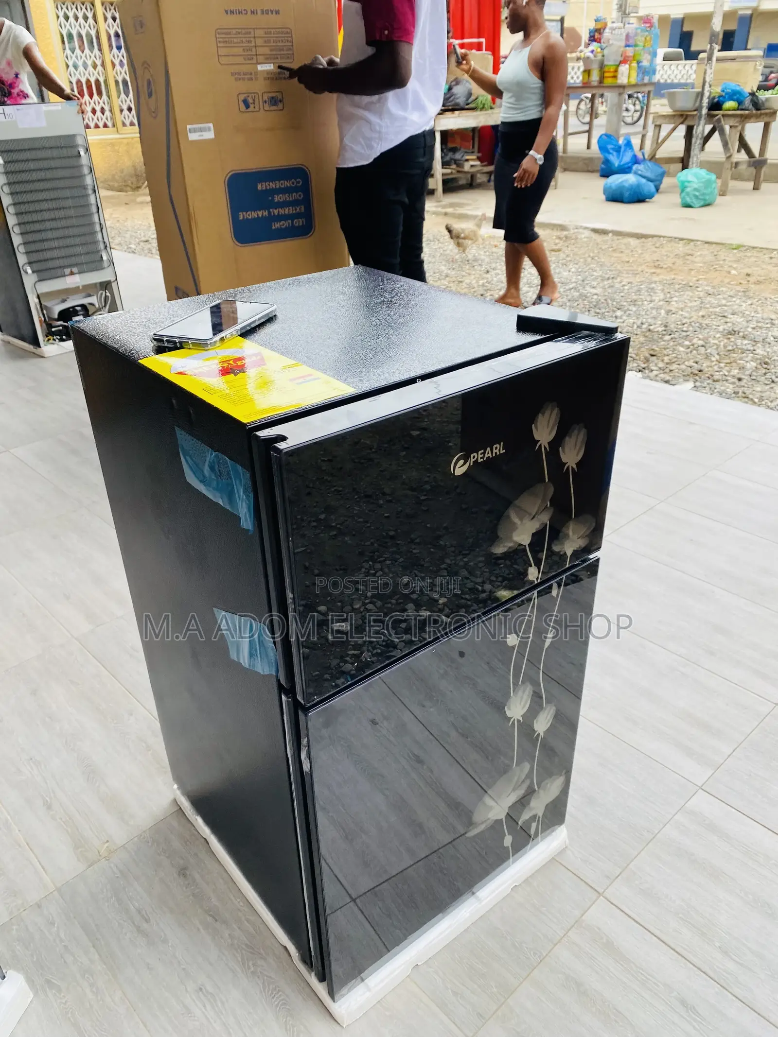 Extremely Quality Pearl 10T Top Freezer Fridge(Black) 
