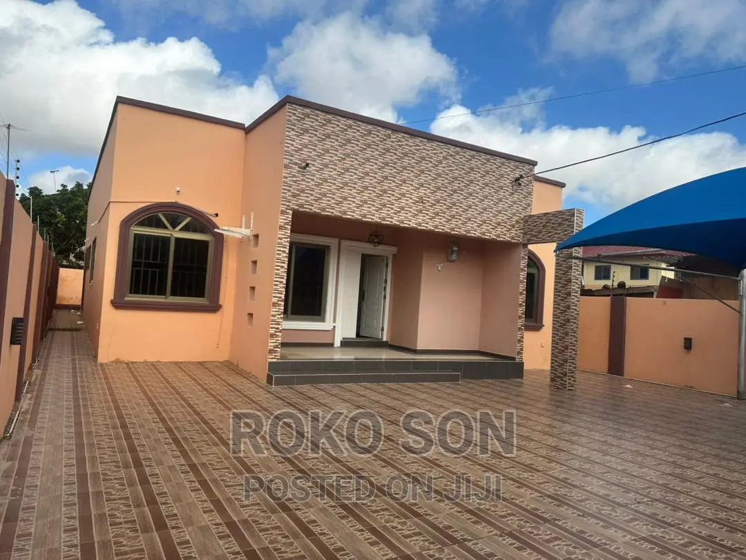 3bdrm House in Dr Roko, Spintex for rent
