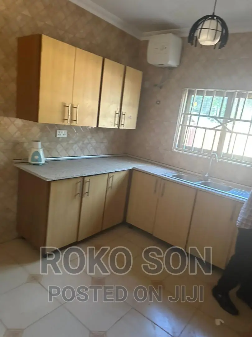 3bdrm House in Dr Roko, Spintex for rent