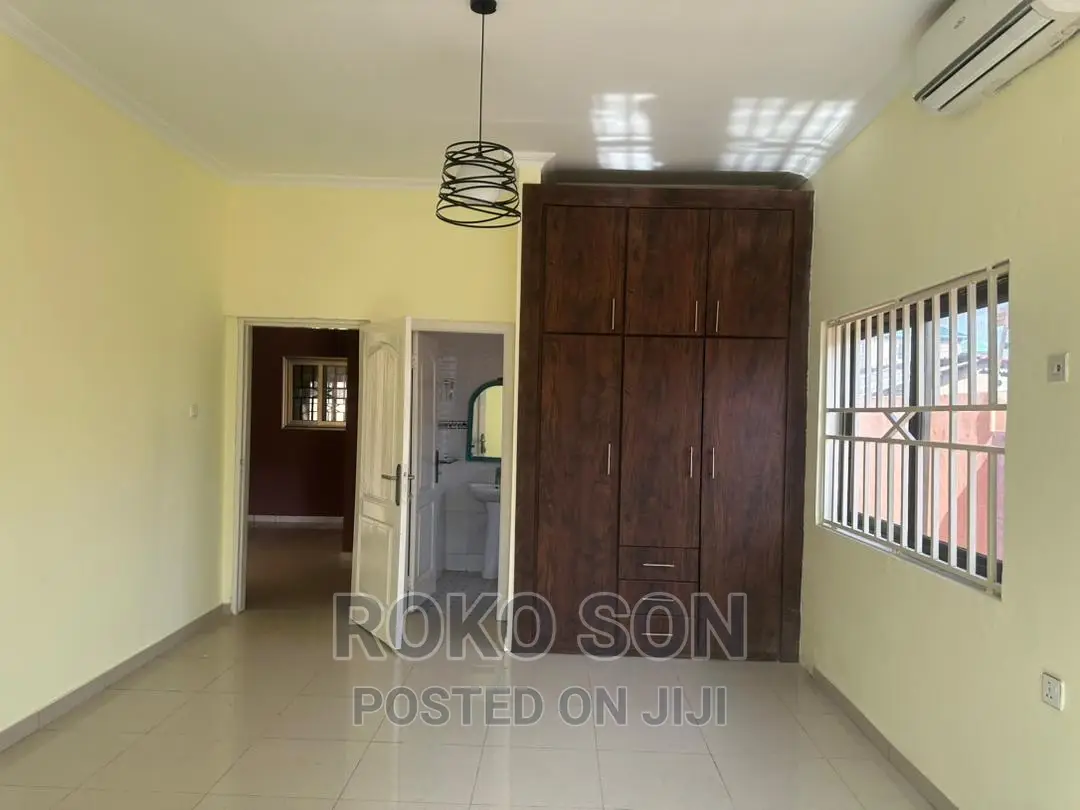 3bdrm House in Dr Roko, Spintex for rent