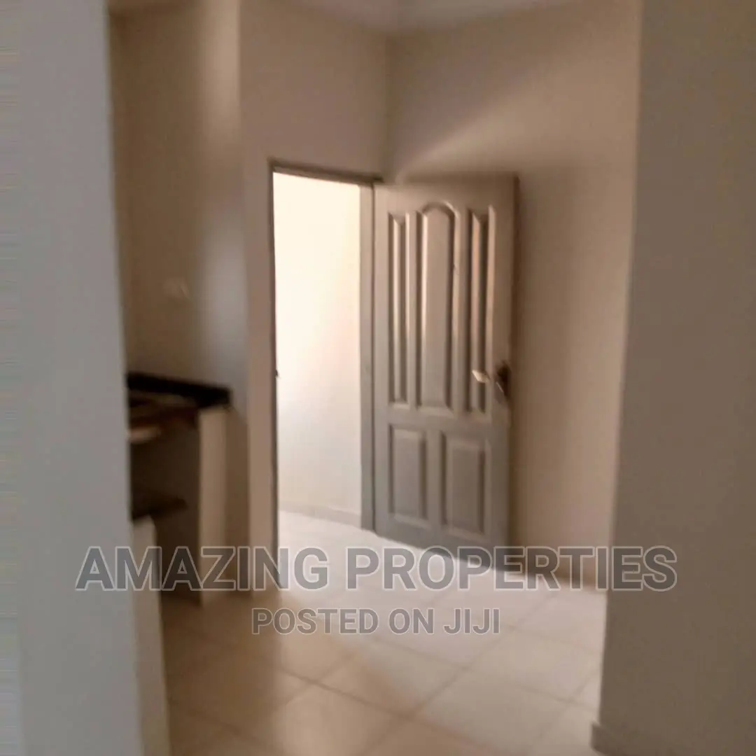 3bdrm Apartment in Junction Mall Area for rent