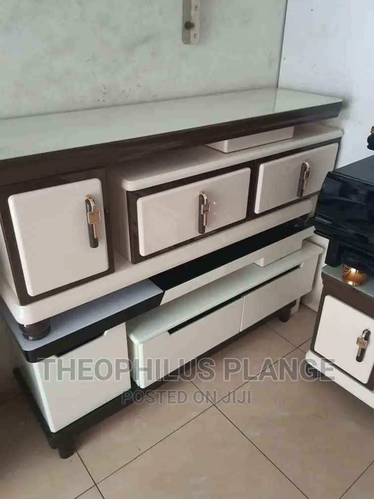 Morden Design TV Stand