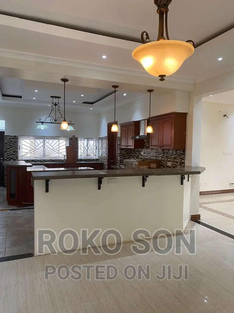 5bdrm House in Dr Roko, Achimota for rent