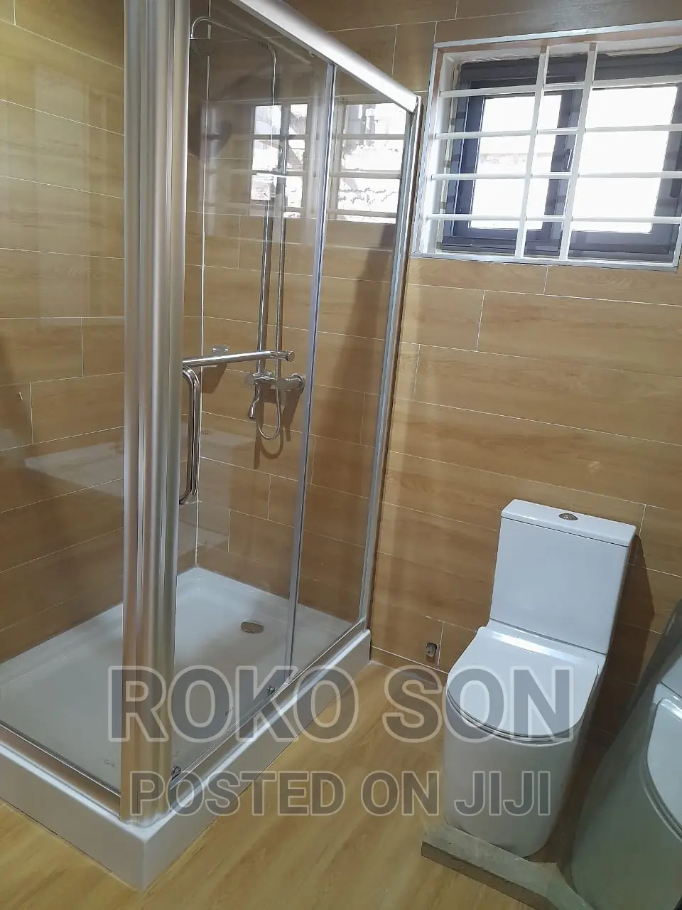 4bdrm Duplex in Dr Roko, The Mall for rent