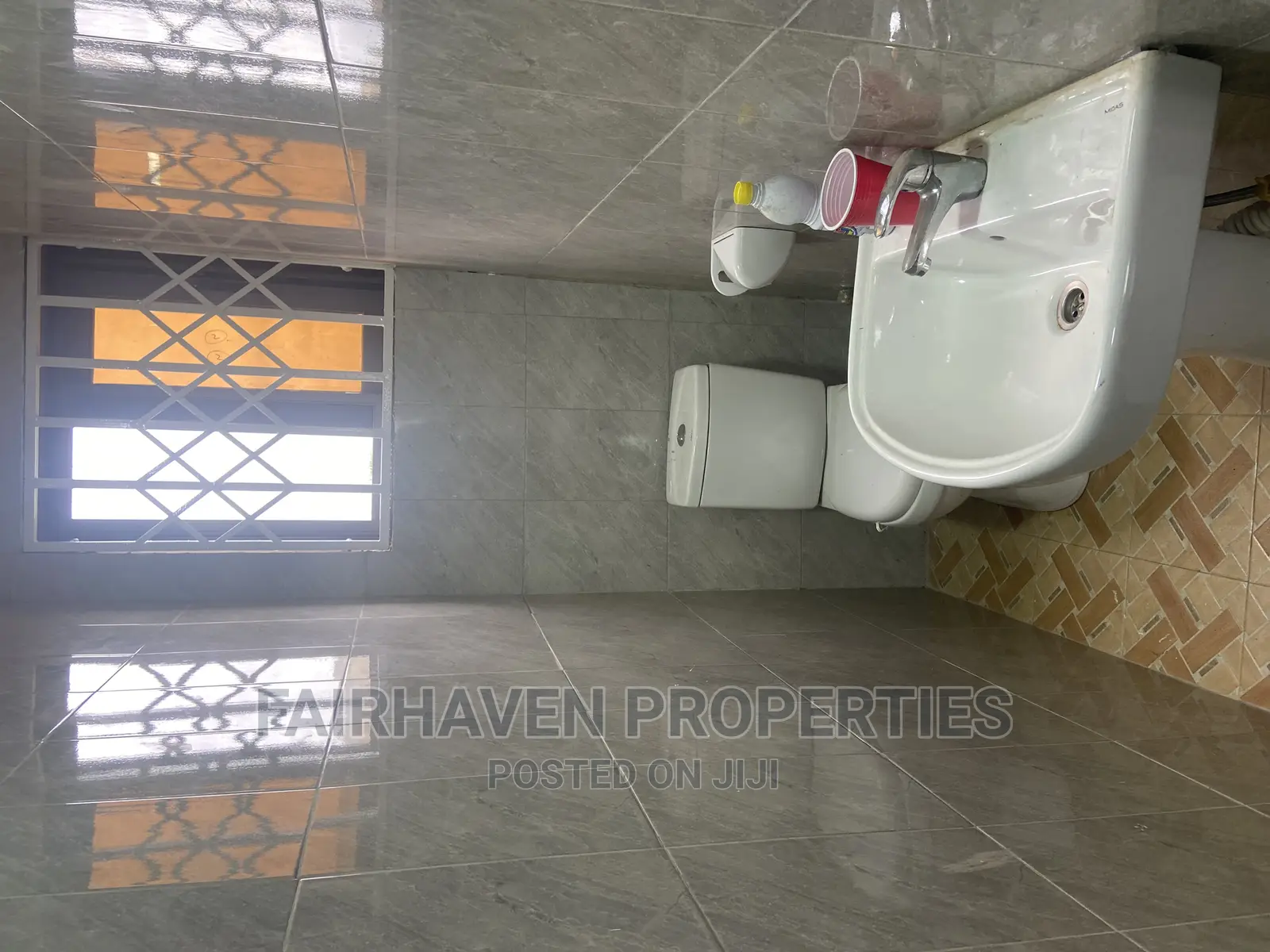 2bdrm Apartment in Tseaddo, Airport Residential Area for rent