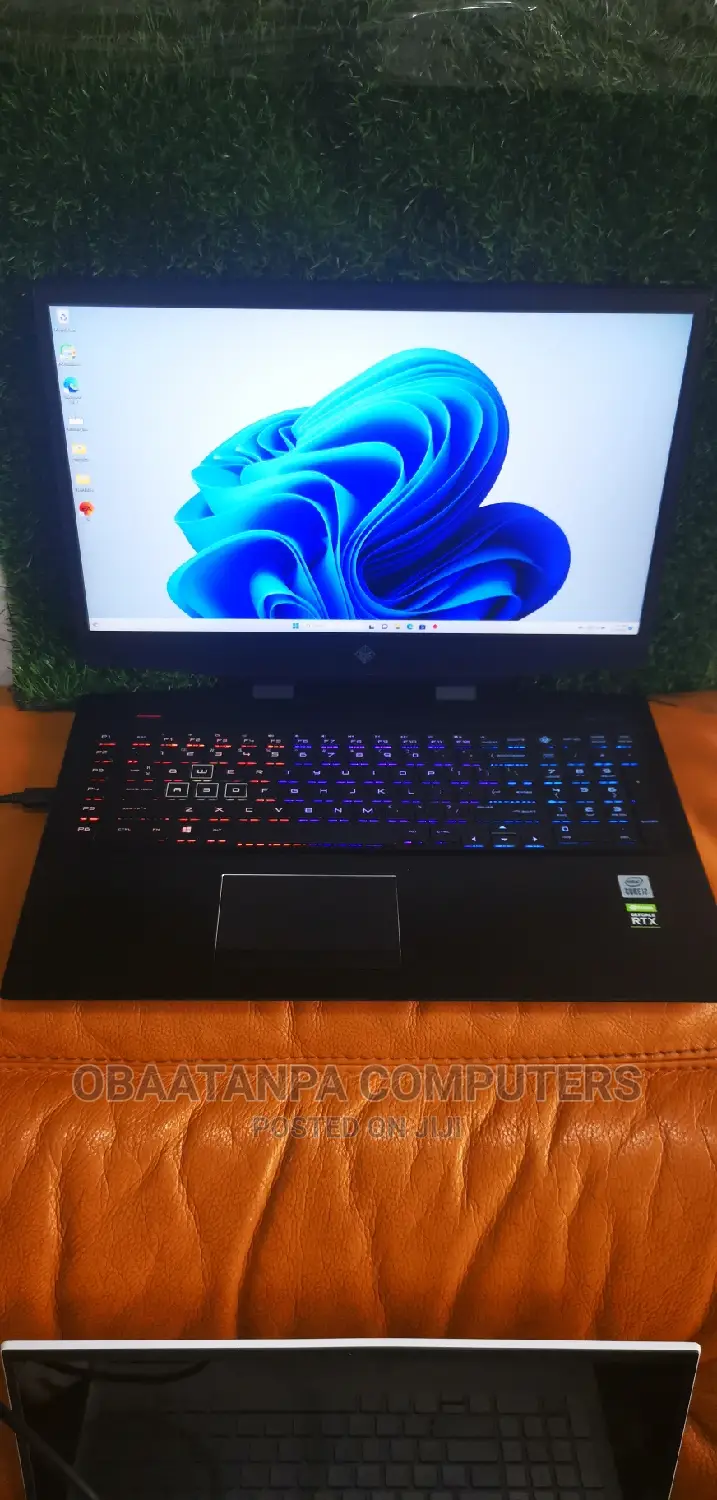 Laptop HP Omen 17 8GB Intel Core I7 SSD 256GB