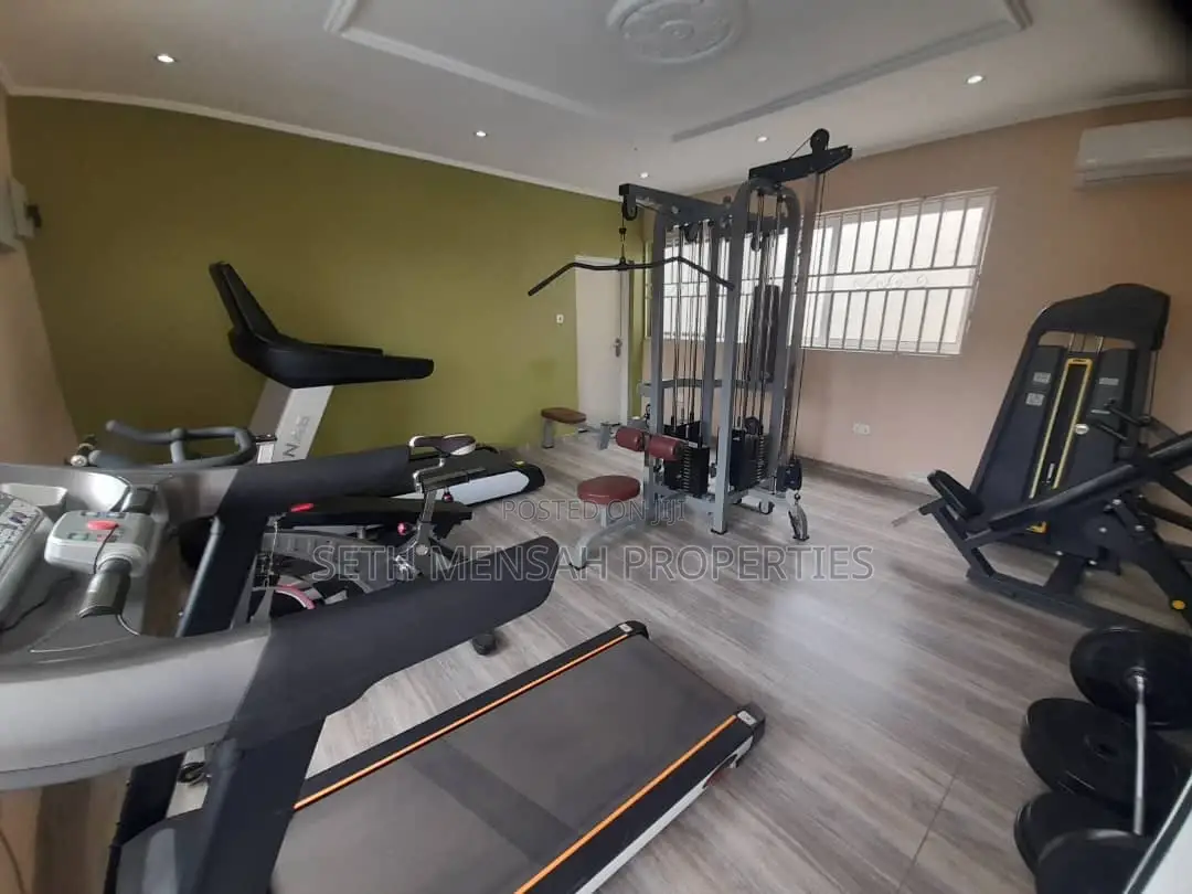 Furnished 4bdrm Townhouse / Terrace in Airport Residential Area