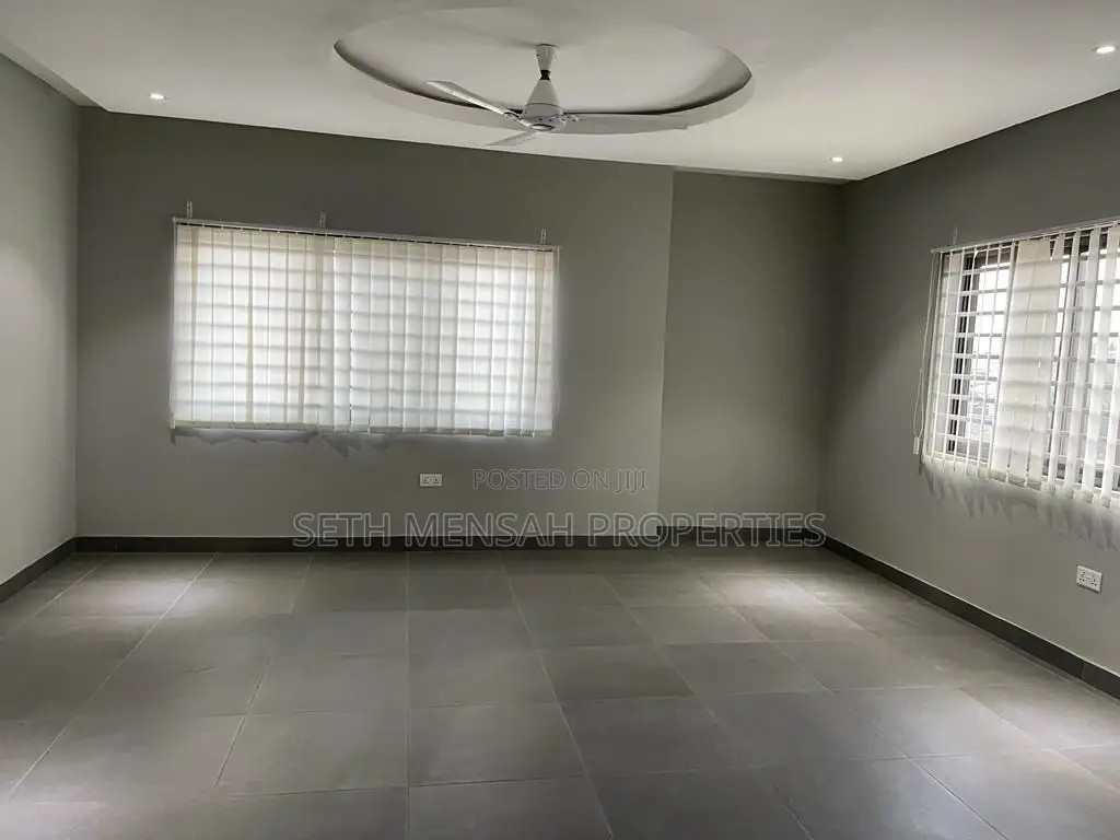 3bdrm House in Skm, Airport Residential Area for rent