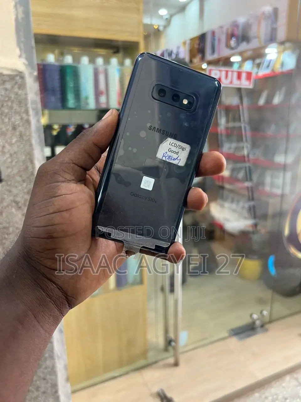 New Samsung Galaxy S10e 128 GB Black