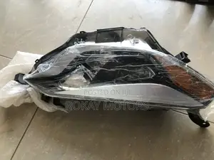 Corolla 2014,2015,2016 Headlight Pair