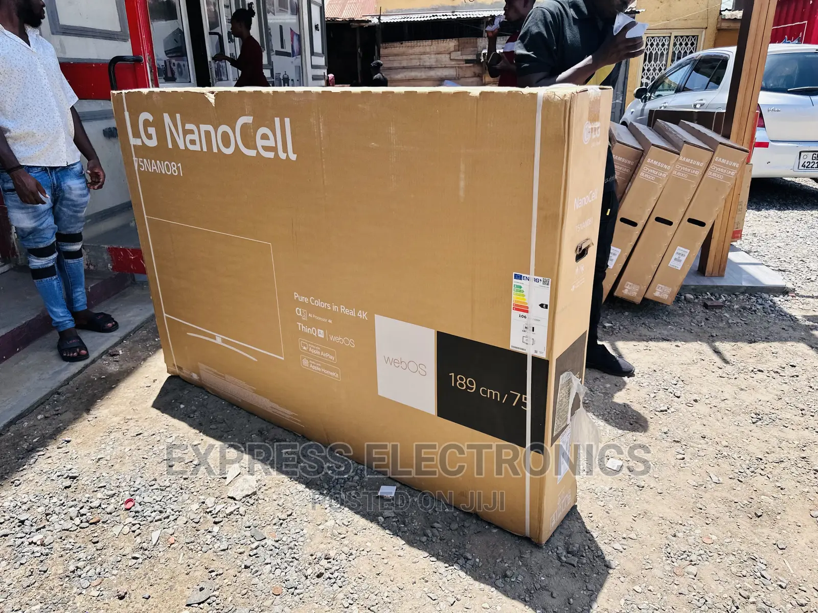 Realistic Picture UHD Smart Lag Nano81 75”