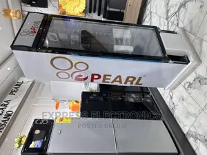 Free Standing New Pearl Display Fridge PVC 424-2b.