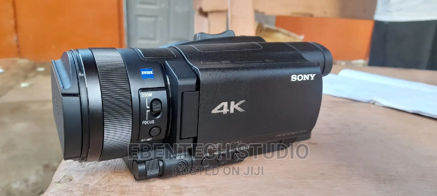 SONY FDR-Ax700 Livestreaming Camcorder