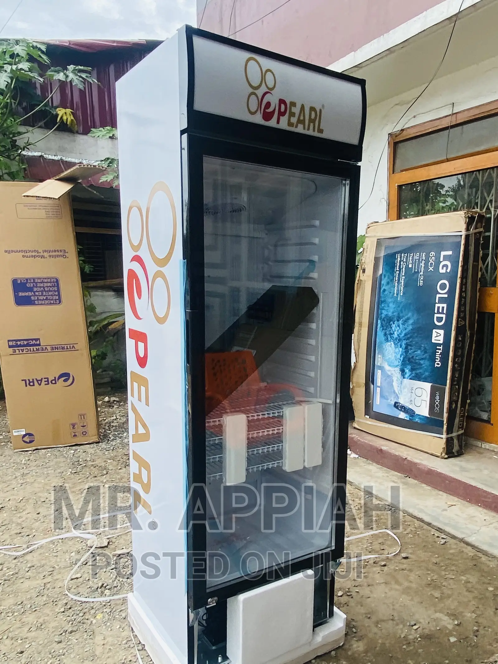 Latest Pearl PVC 424-2b Display See-Through Refrigerator.