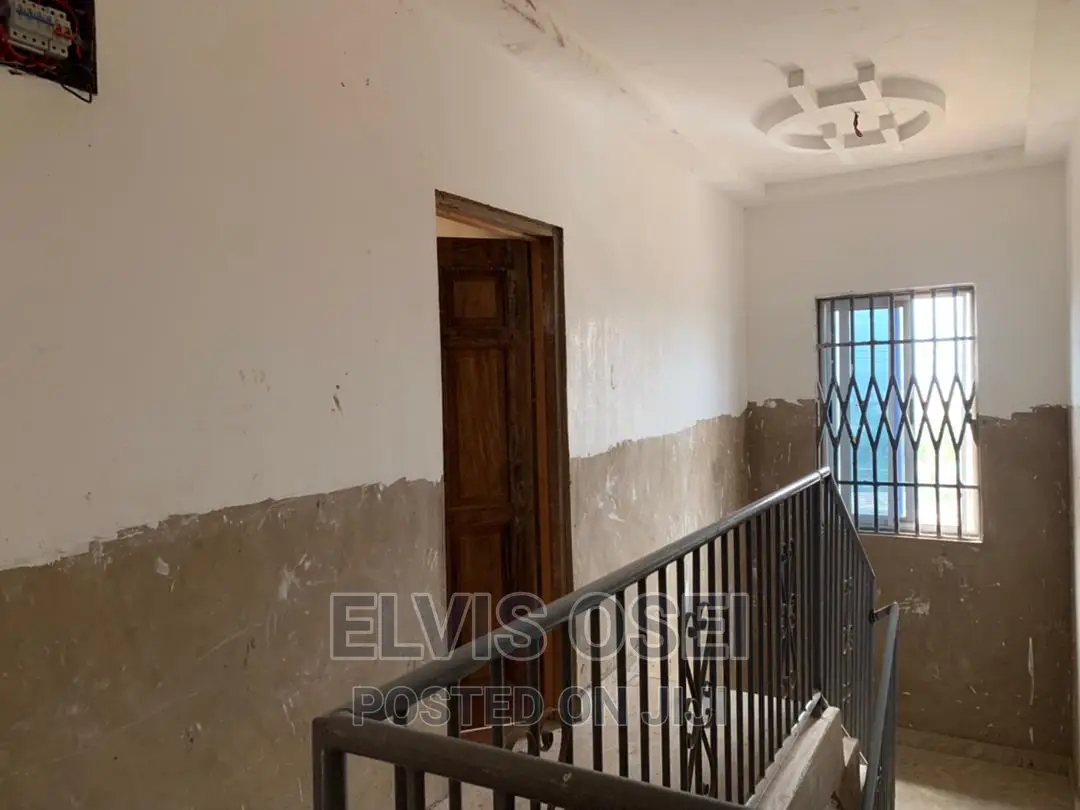 2bdrm Apartment in Sowutuom, Sowutwuom for rent