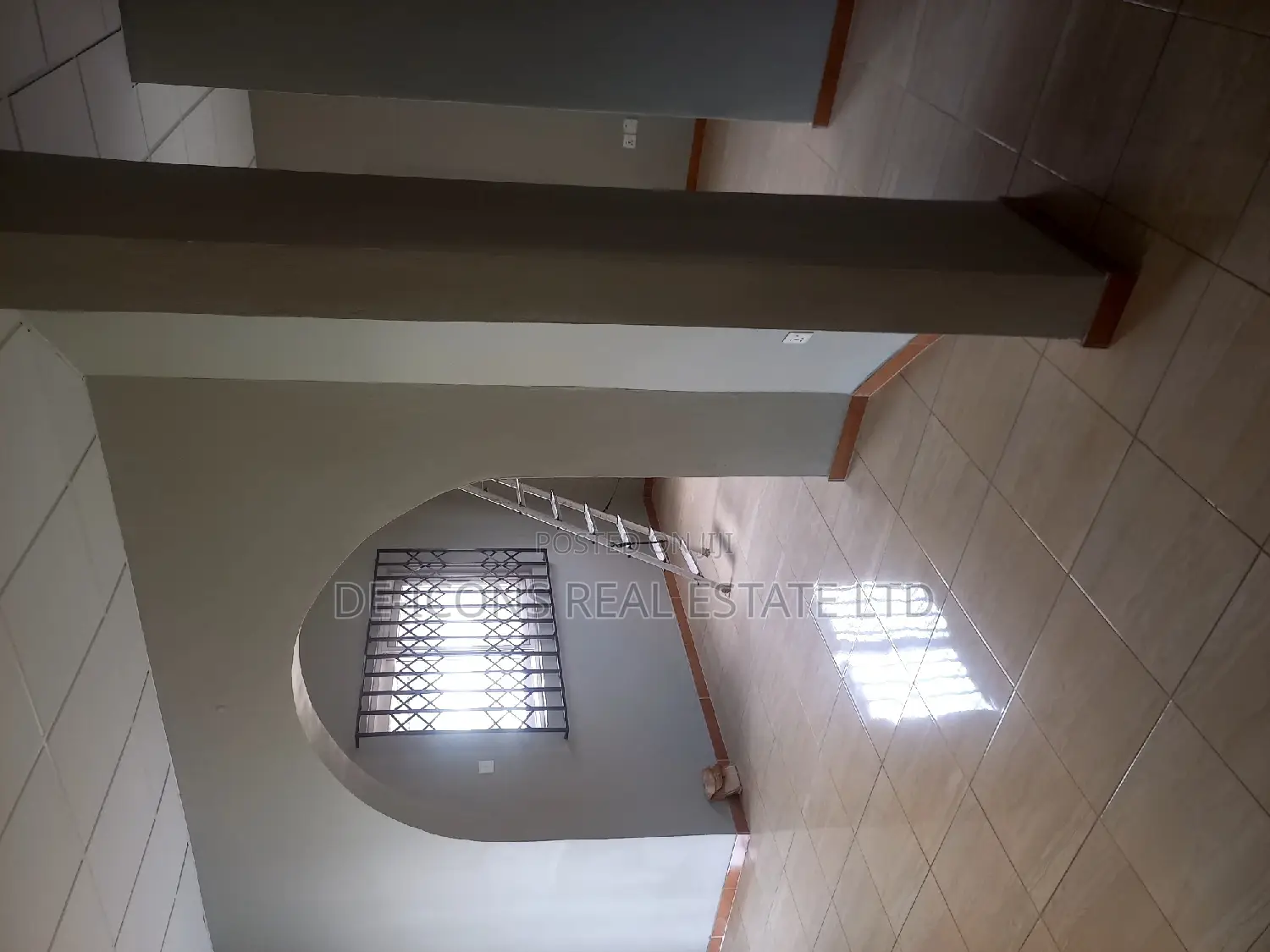 4bdrm Mansion in De-Icons Real Estate, Manet Court for sale