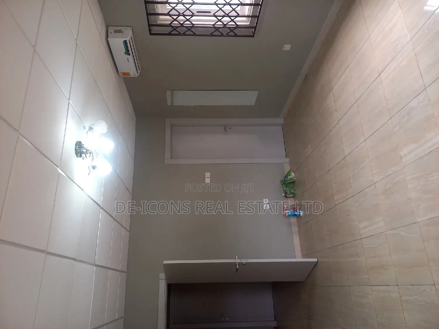 4bdrm Mansion in De-Icons Real Estate, Manet Court for sale