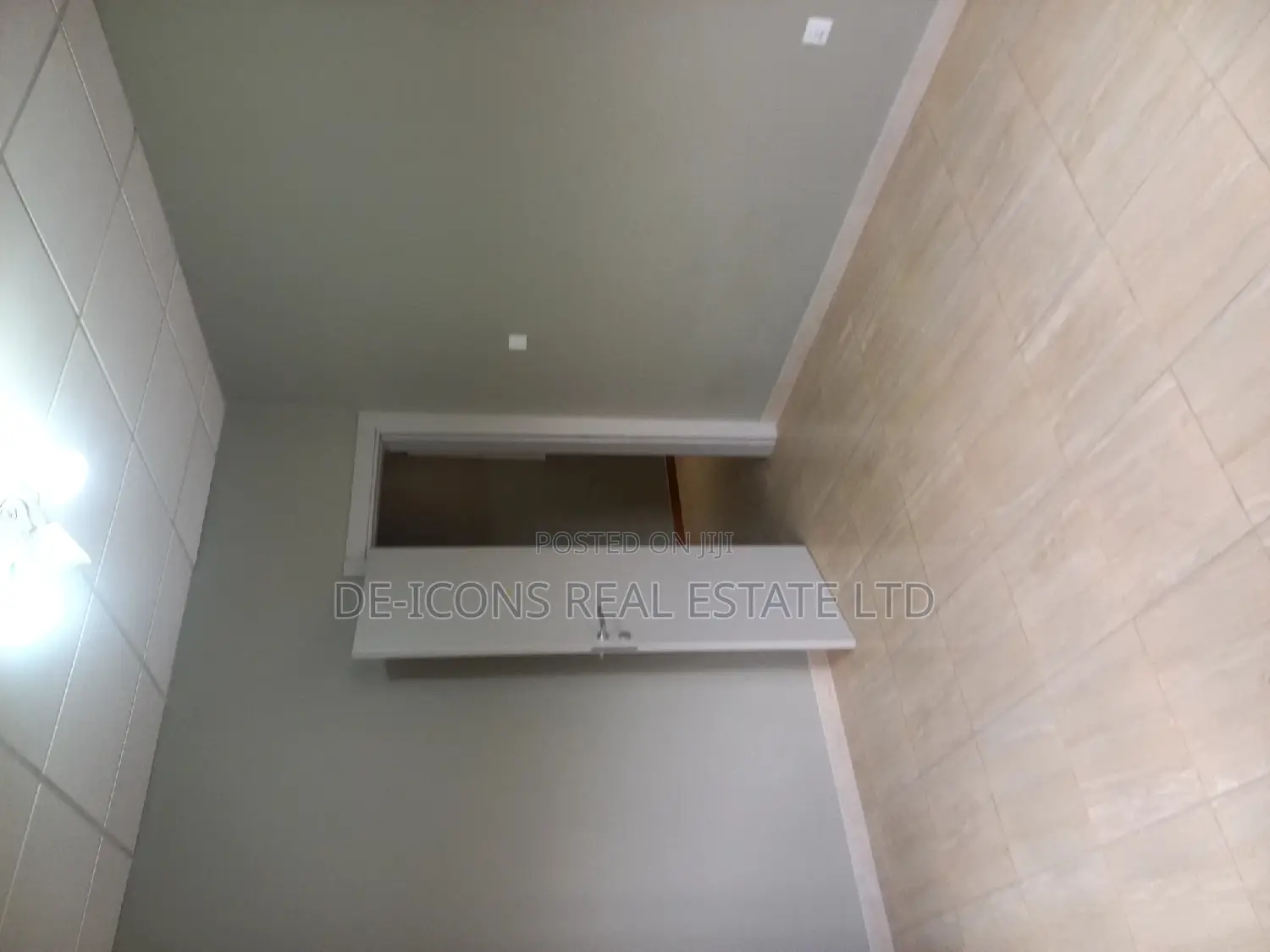 4bdrm Mansion in De-Icons Real Estate, Manet Court for sale