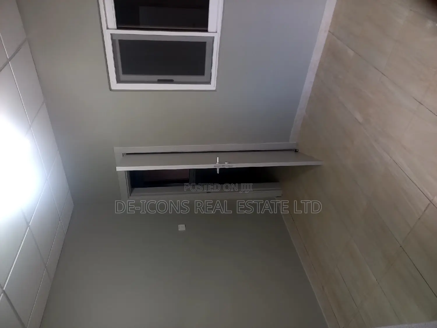 4bdrm Mansion in De-Icons Real Estate, Manet Court for sale