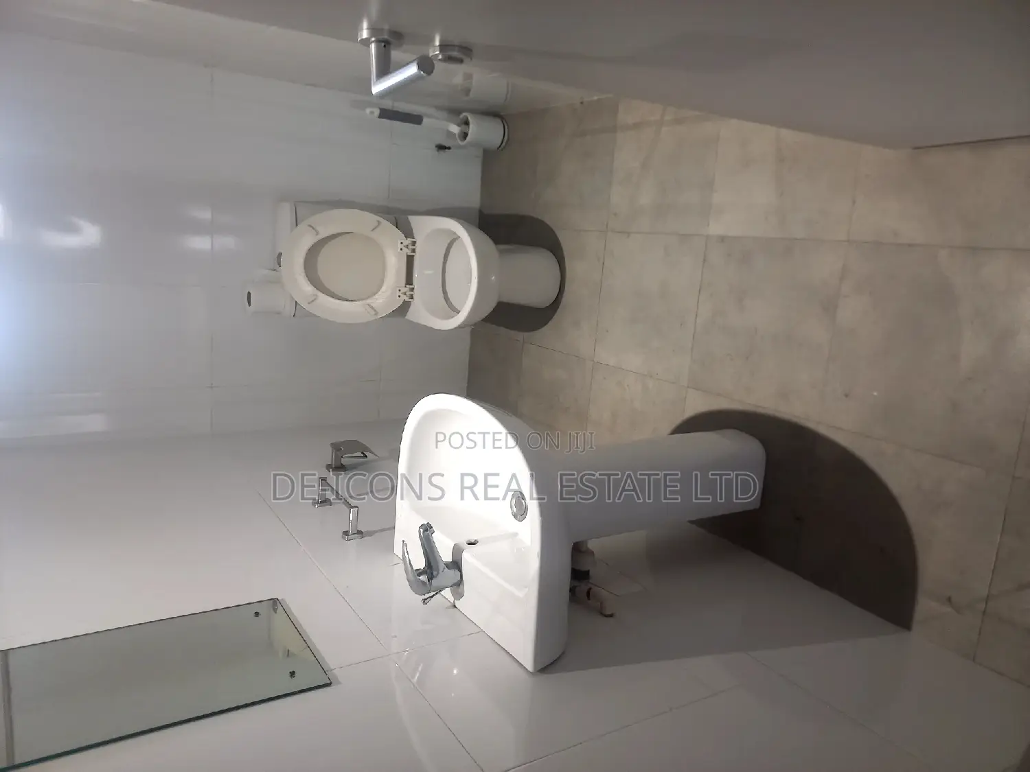 4bdrm Mansion in De-Icons Real Estate, Manet Court for sale