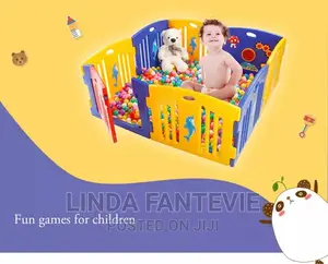 8 Panel S Fence With Balls And Mat