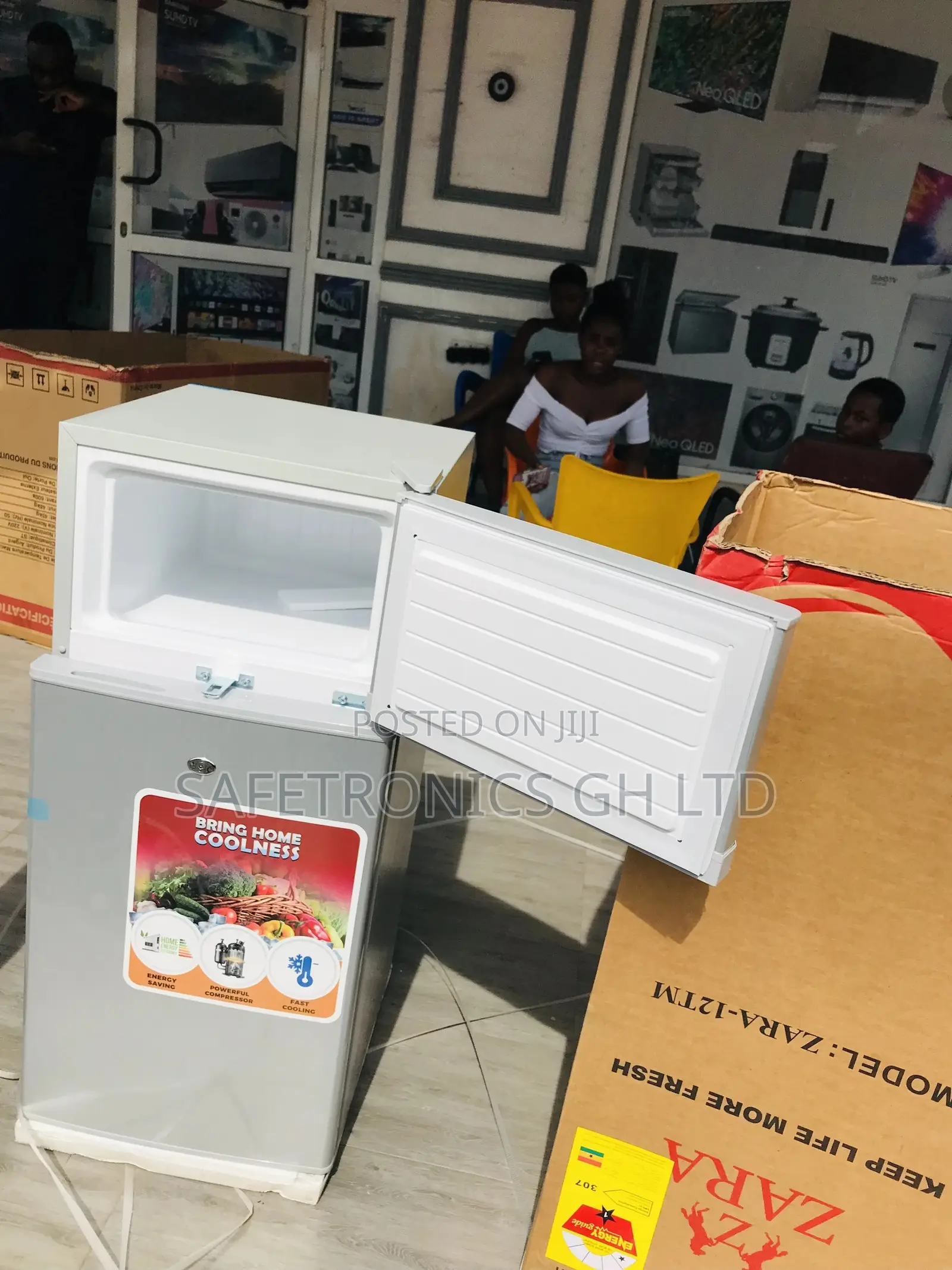 Adjustable Zara-14tm Topfreezer Doubledoor Fridge Oo