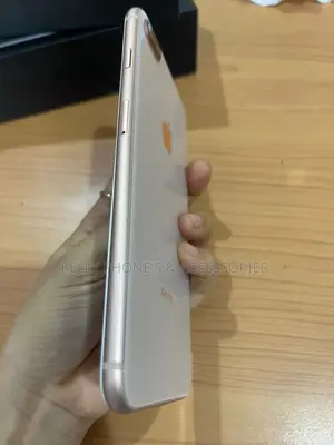 New Apple iPhone 11 128 GB Green
