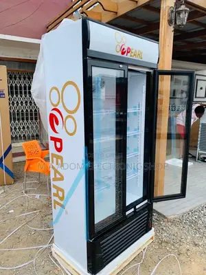 Energy and Cost Saving Pearl 500L PVC 622-2b Display Fridge.