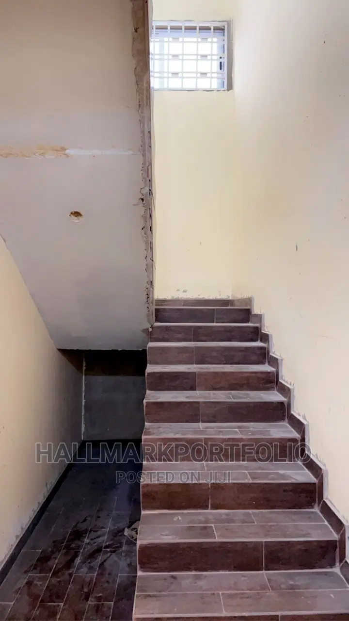 4bdrm House in North Legon for sale
