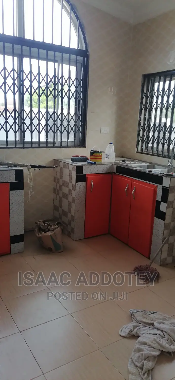 3bdrm Apartment in Spintex She'Ll for rent