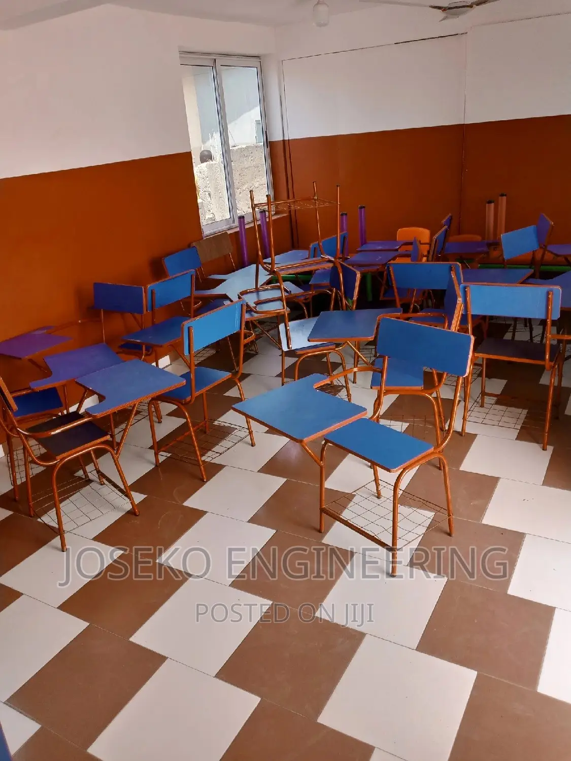 Desk For Student.(Table Attached)