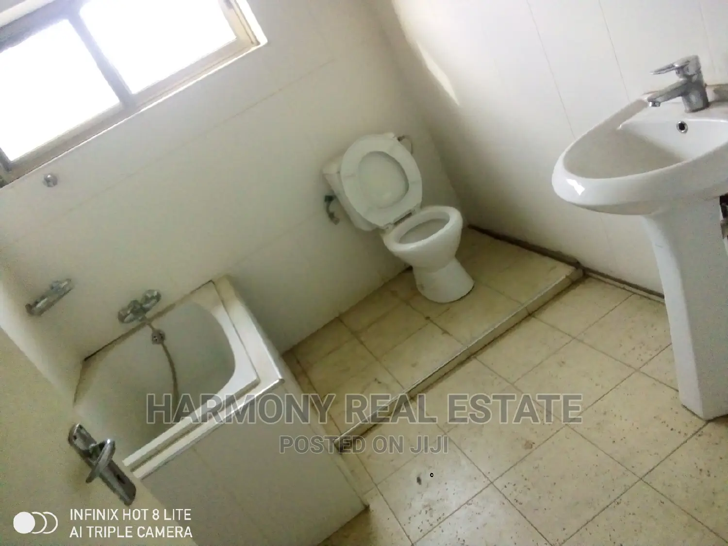 4bdrm House in Airport Residential Area for rent