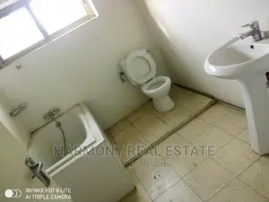 4bdrm House in Airport Residential Area for rent