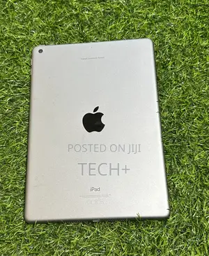 Apple iPad 9.7 32 GB Silver