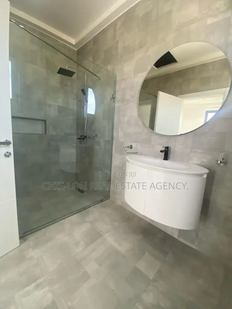 Five Bedrooms Duplex for Sale.