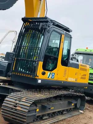 Very Brand New XCMG 215, Water Truck Plus Hammer Line