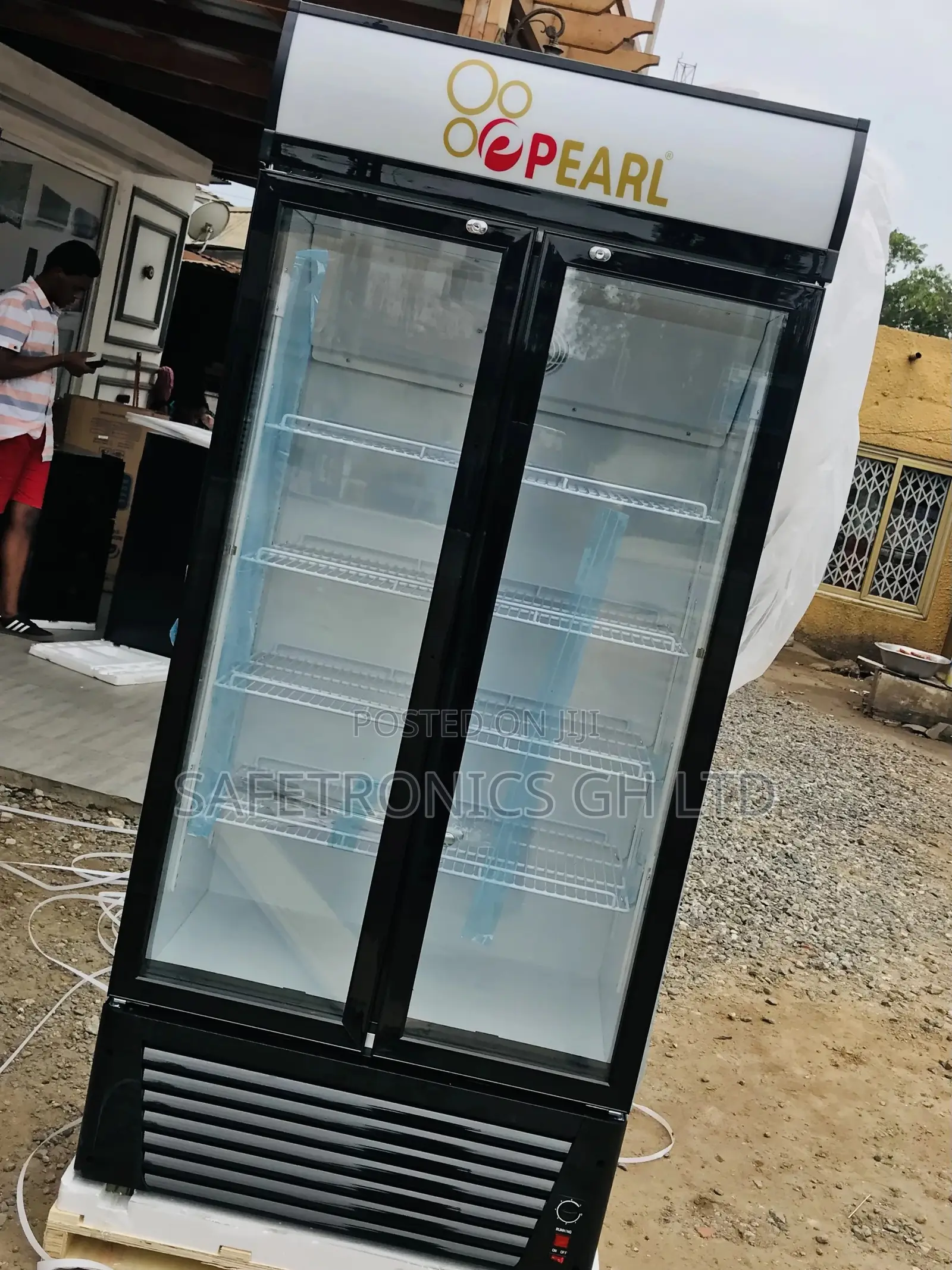 Extremely Durable Doubledoor PVC-622-2B Display Fridge Pearl