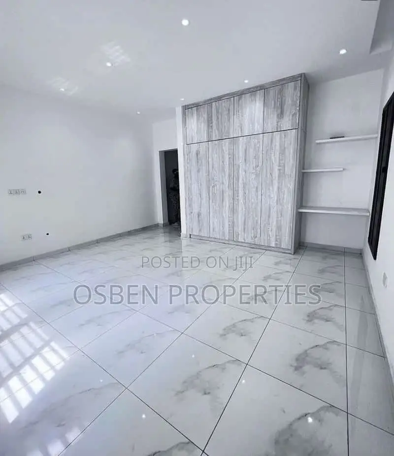Furnished 8bdrm Mansion in Pleasant Properties, East Legon for sale