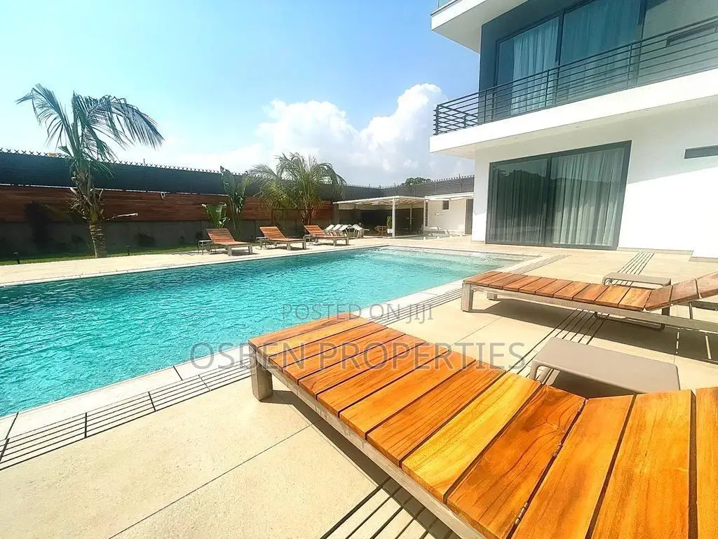 Furnished 8bdrm Mansion in Pleasant Properties, East Legon for sale