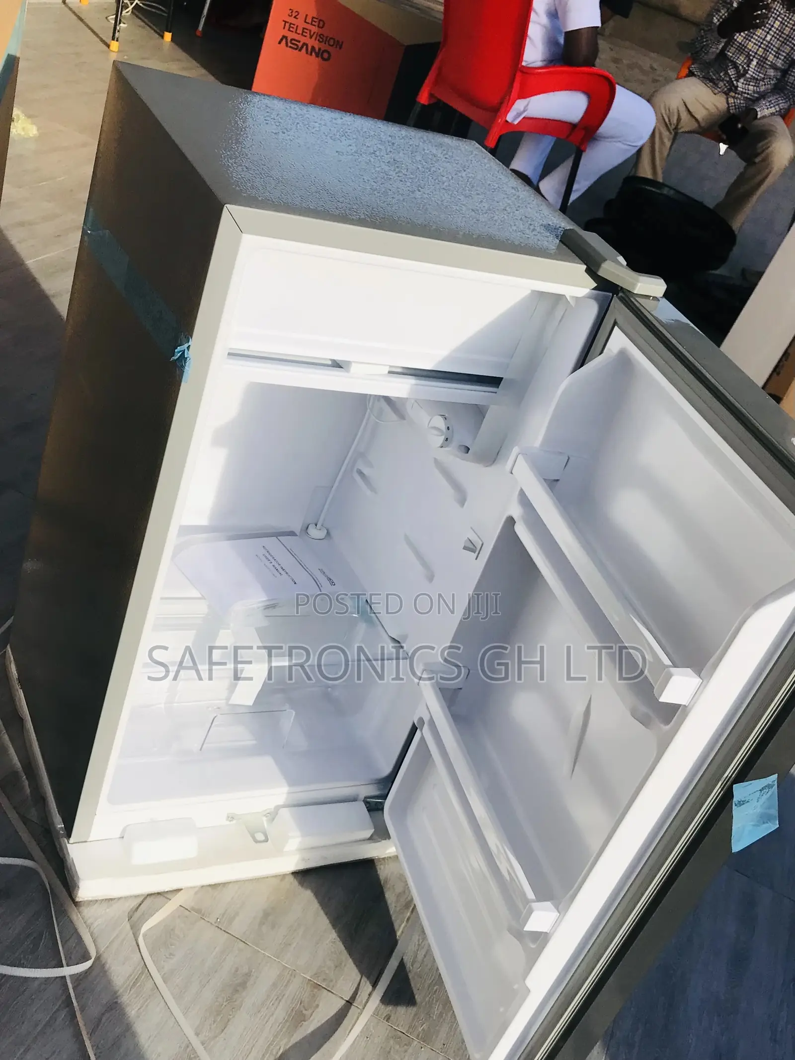 Zara Tabletop Topfreezer Singledoor 82 Liters Fridge 