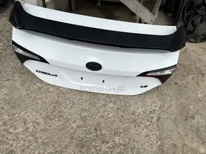Toyota Corolla 2017 Boot