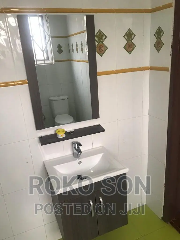 4bdrm Duplex in Dr Roko, American House for sale