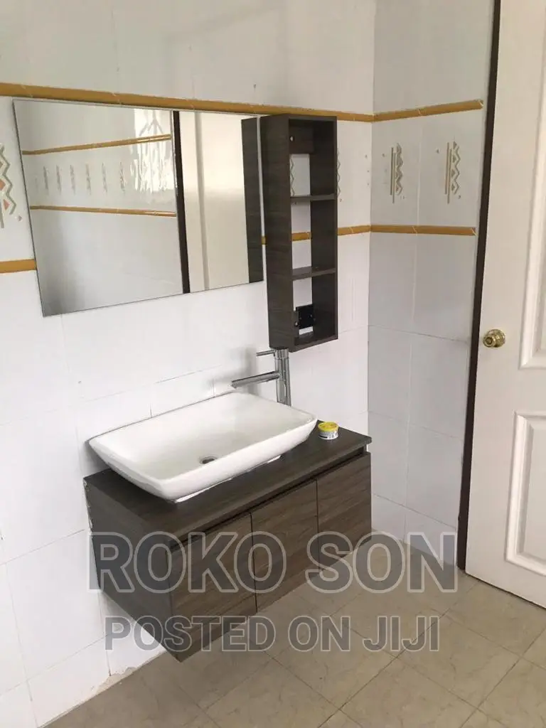 4bdrm Duplex in Dr Roko, American House for sale