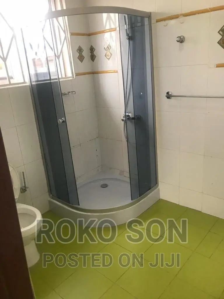 4bdrm Duplex in Dr Roko, American House for sale