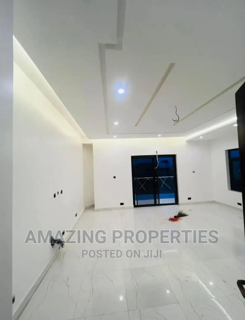 4bdrm House in East Legon for sale