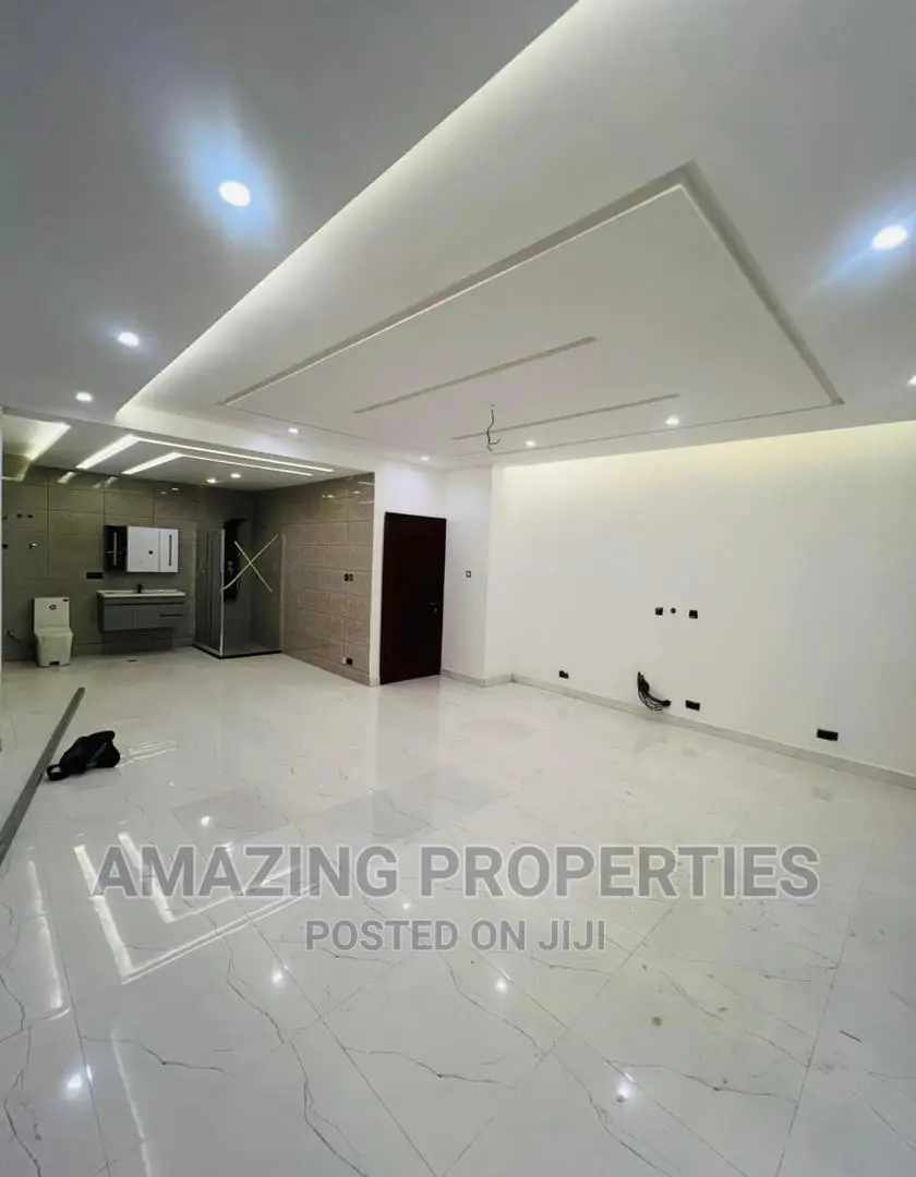 4bdrm House in East Legon for sale